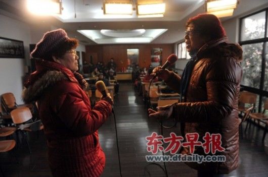 ���գ�77�q���~ѩӢ���ң��c64�q������ù�ͬ�ݳ����������m���x�����S���˴�·�ֵ��ľ������؄e�����ݵ������˼�����ʾ�����Ļ�����׃�������������в��ɻ�ȱ��һ���������ӛ��