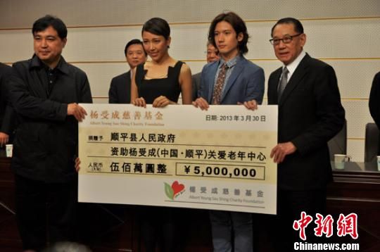 ���ܳɾ轨�ӱ��ƽ�B(y��ng)�ϙC��(g��u)���ìF(xi��n)���پ�500�f