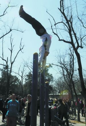 23�q��Ф���S�چθ����B�m(x��)����حh(hu��n)���������y�ȴ󵫺ܞt����