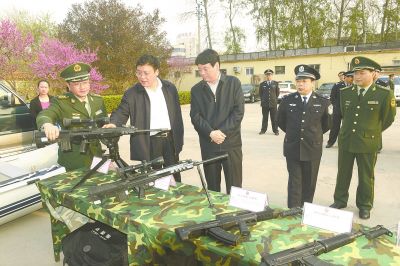 ����ί��ί������ί��ӛ�۾�����������������L(zh��ng)����ꖣ������������й������{(di��o)��